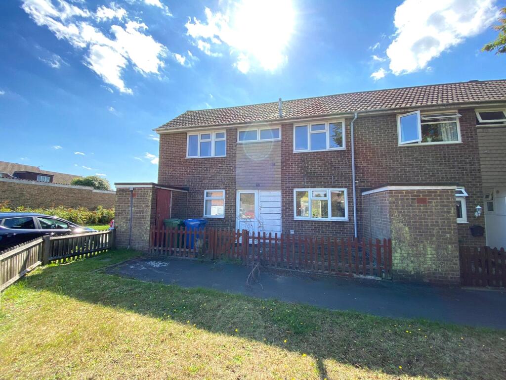 Main image of property: Vandyke, Bracknell, Berkshire, RG12