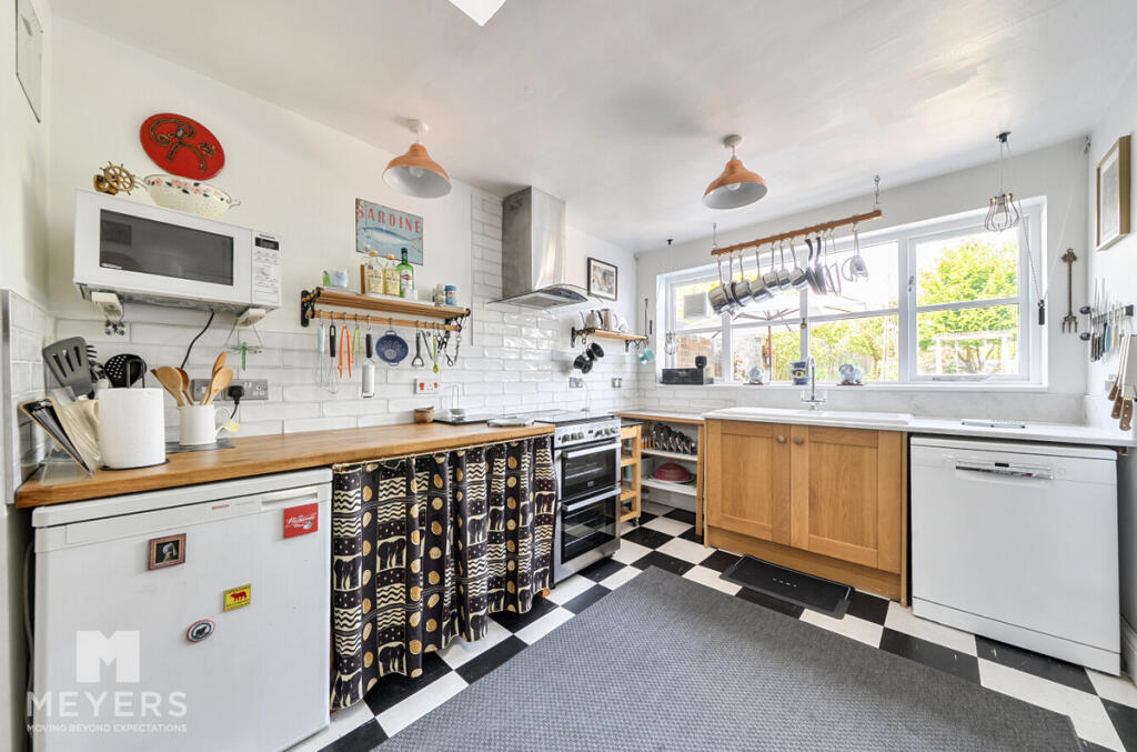 House in Dorchester, Dorset - View 4