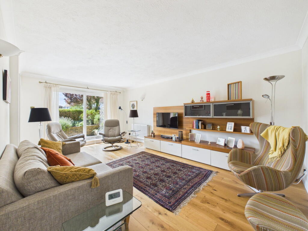 Apartment in Brighton - View 2