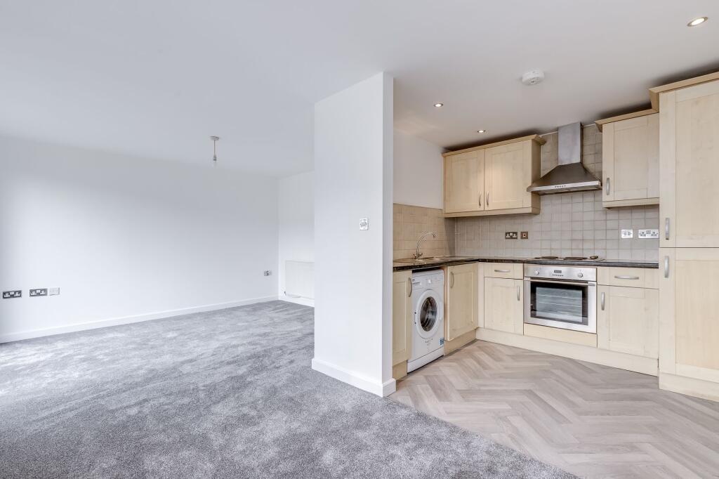Apartment in Wigan, Greater Manchester - View 3
