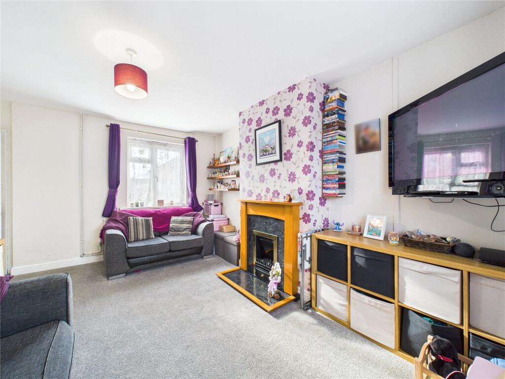Colchester Crescent, Bristol, BS4 photo 4