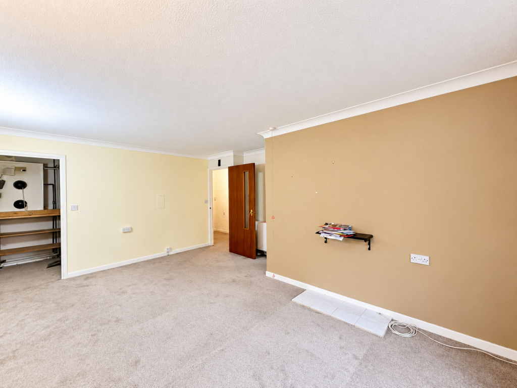 Apartment in Liverpool - View 5