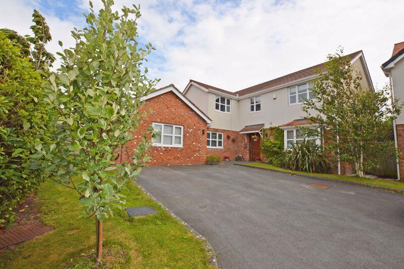 5-bed detached on 17a Ingol Grove, Hambleton, FY6 9DN, £490,000