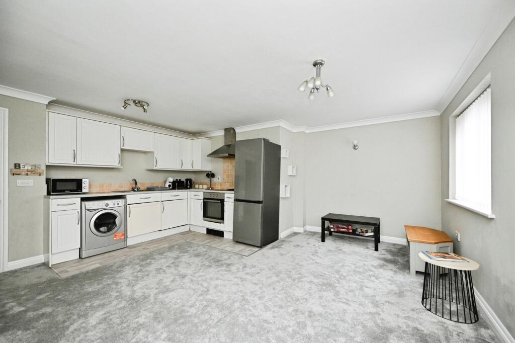 Waveney Road, Hunstanton, Norfolk, PE36 photo 2