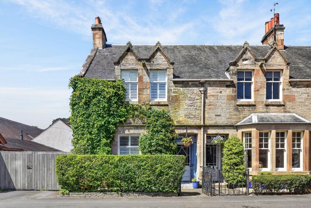 Main image of property: 18 Alloway, Ayr, KA7 4PY