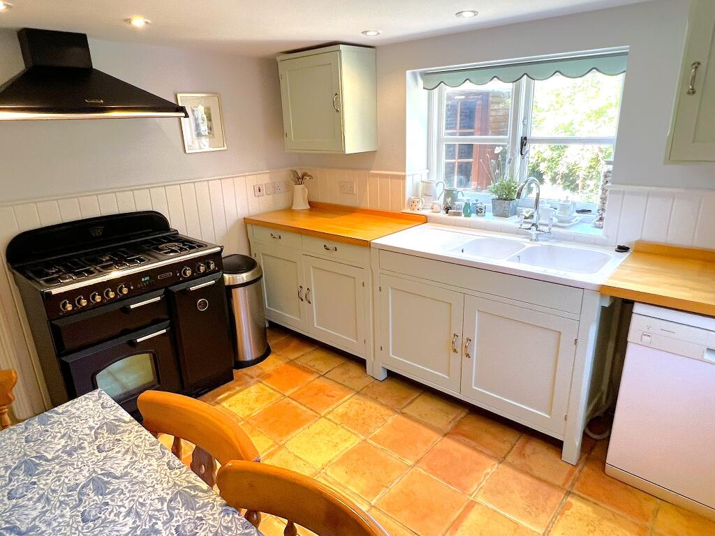 House in Tonbridge - View 5