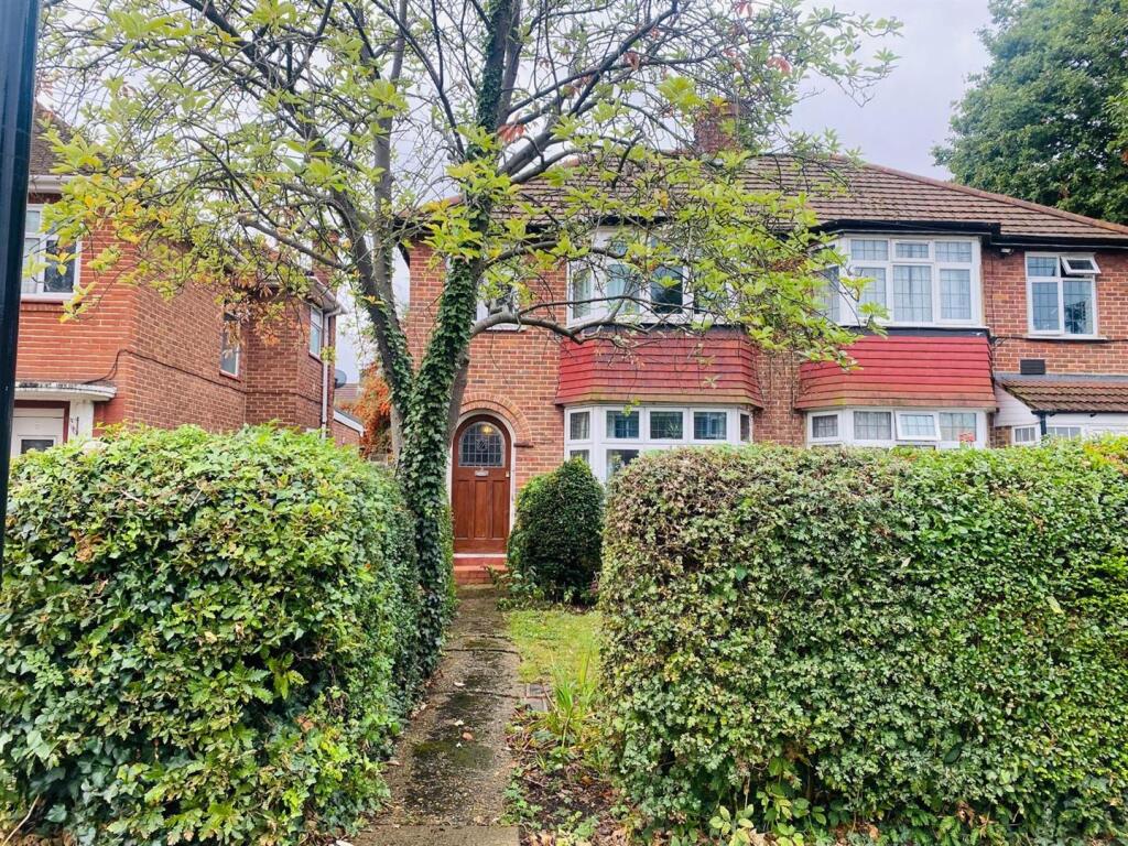 Main image of property: Avenue Crescent, Cranford