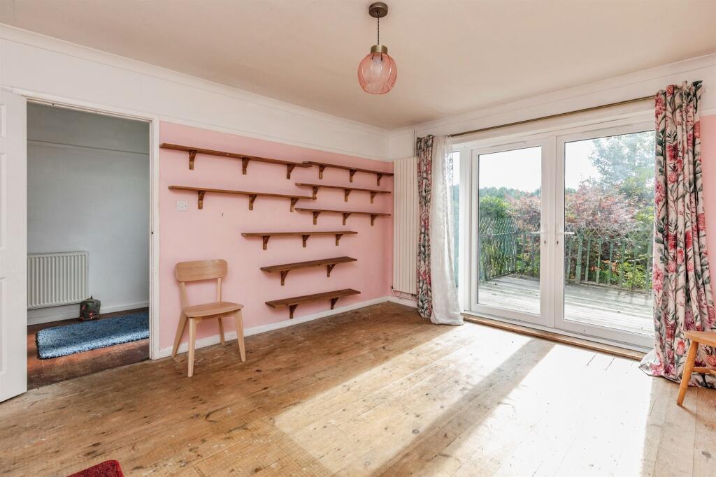 House in Rother, Westfield - View 5