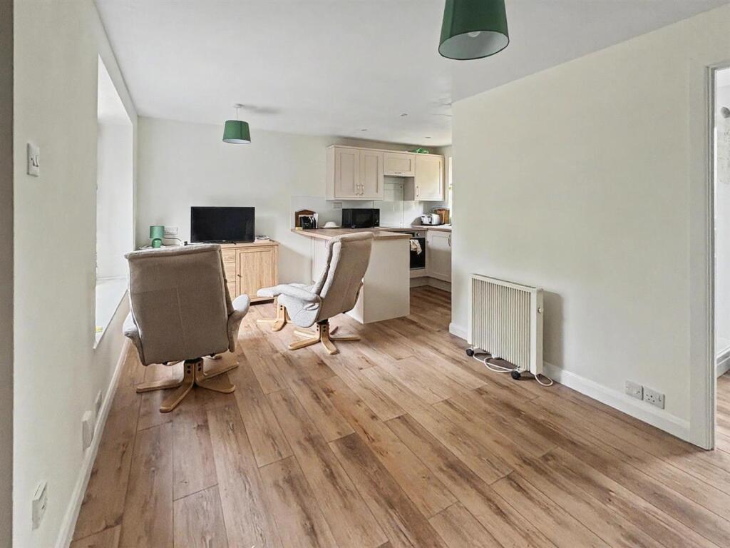 Apartment in Walsall - View 4