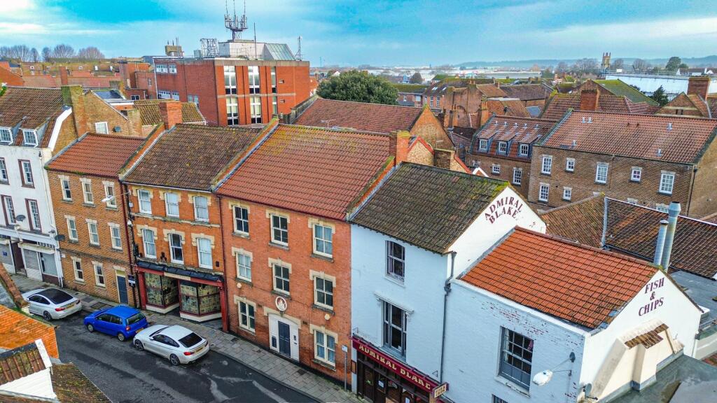 Apartment in Bridgwater, Eastover, Somerset - View 2