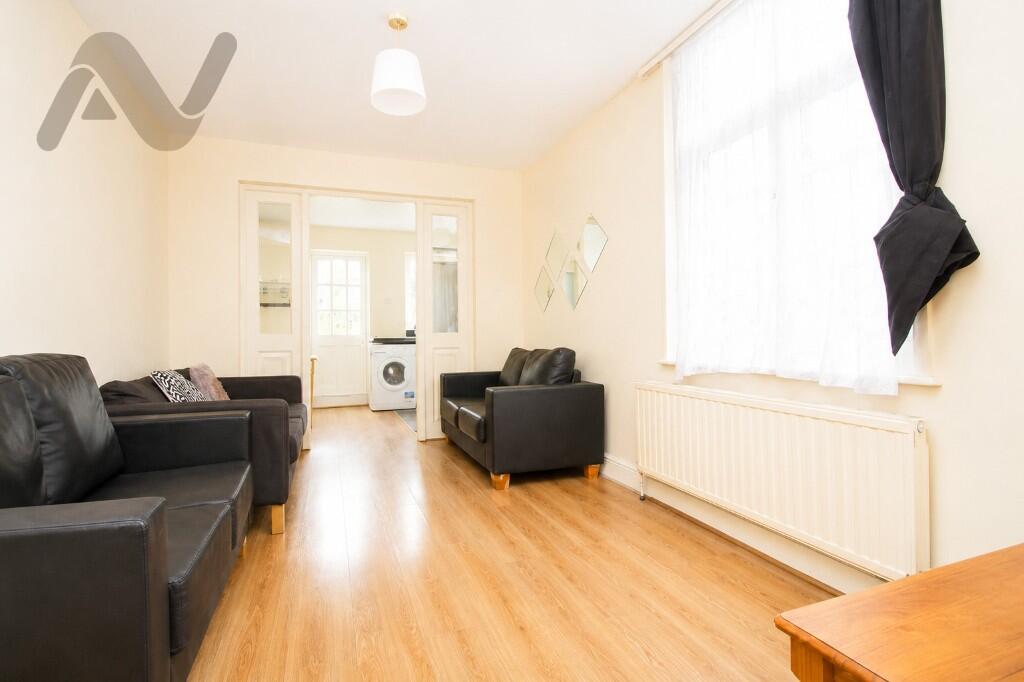 Main image of property: Ashfield Road, Manor House, London, N4 1NY