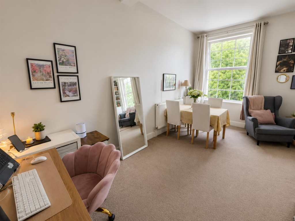 Apartment in Havant - More