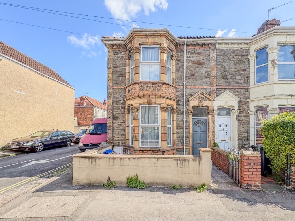 Main image of property: Victoria Parade, Redfield, Bristol,BS5 9EB