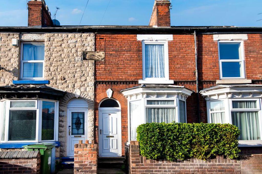 Main image of property: 76 Albert Road, Retford