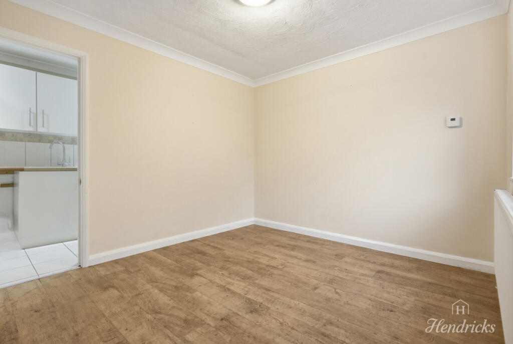 Fairville Mews, Westcliff-on-sea, SS0 9 photo 3