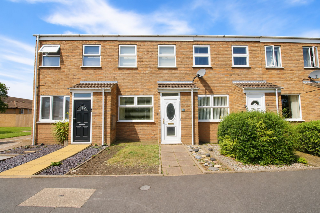 Main image of property: Crediton Close, Bedford, MK40