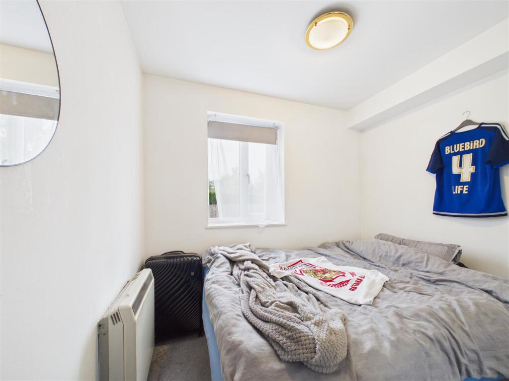 Apartment in Stevenage - View 5
