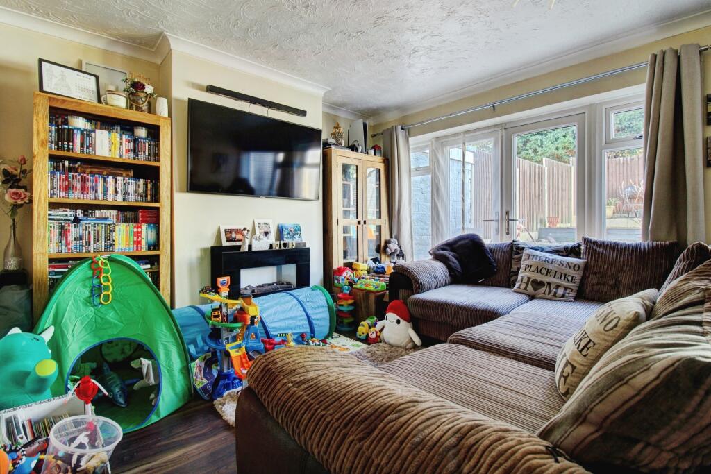 St. Leonards View, Tamworth, B78 - View 4