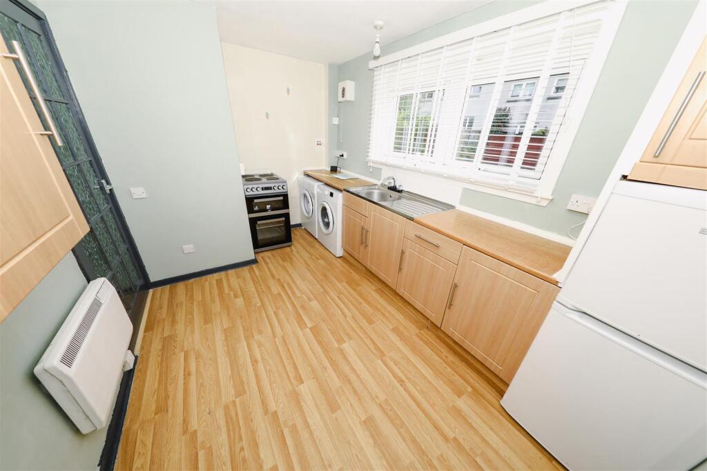 House in Glenrothes, Pitteuchar - View 5
