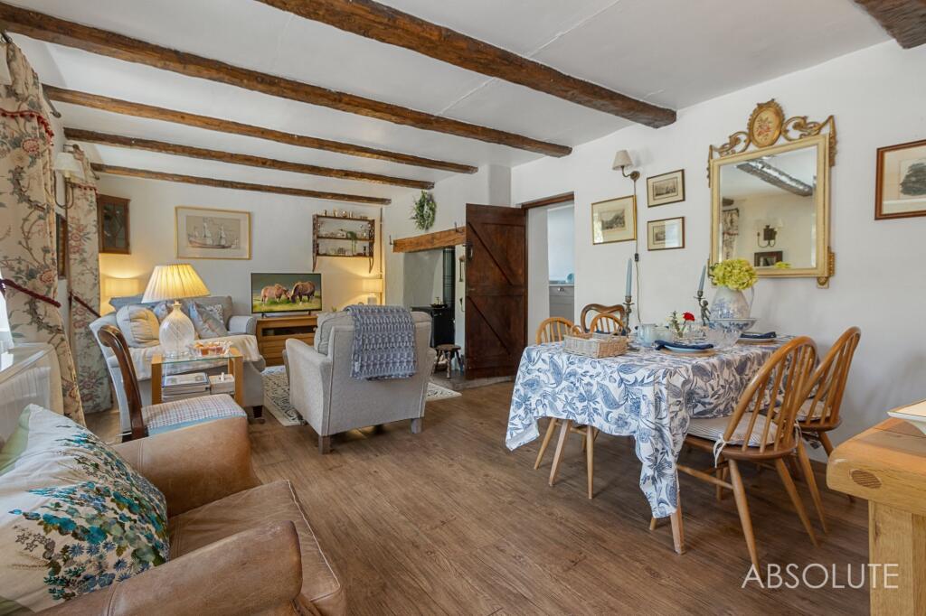 House in Torquay - More