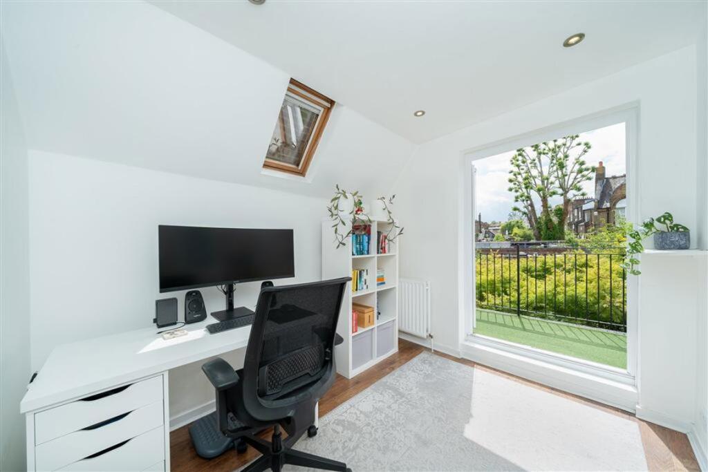 Apartment in London, Primrose Hill, Chalk Farm - More