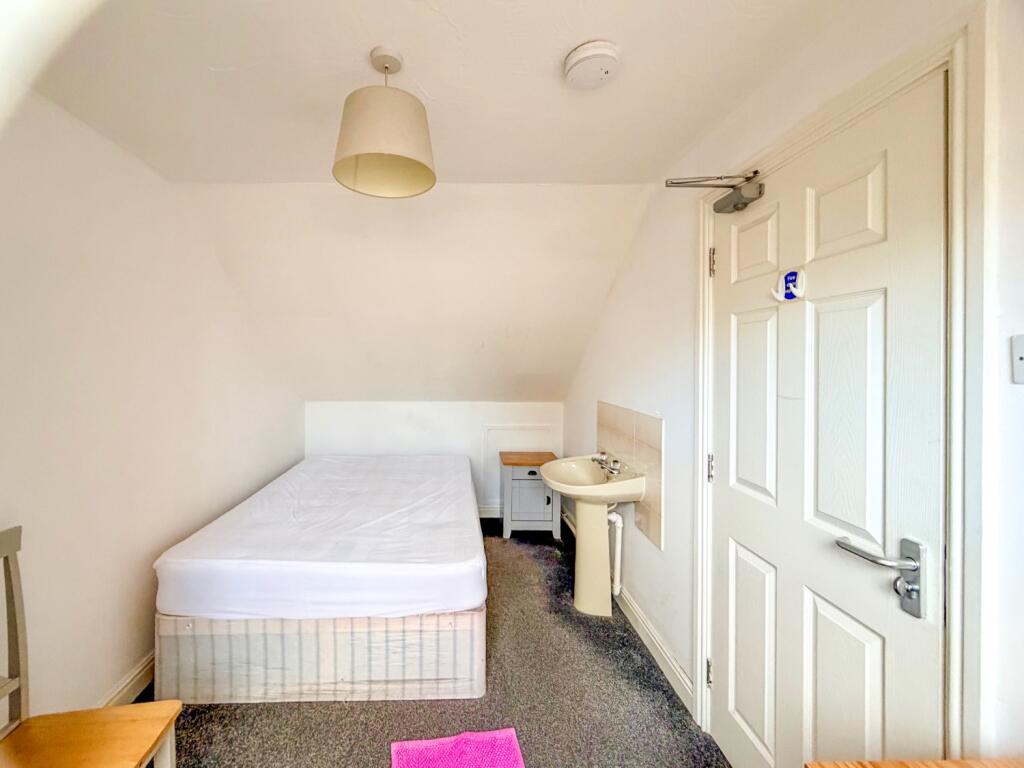 Main image of property: Turnpike Close, St Johns,Worcester, WR2 6AB