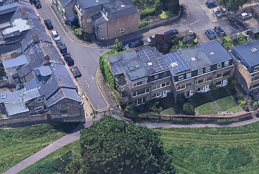 House in Cambridge, Petersfield - More