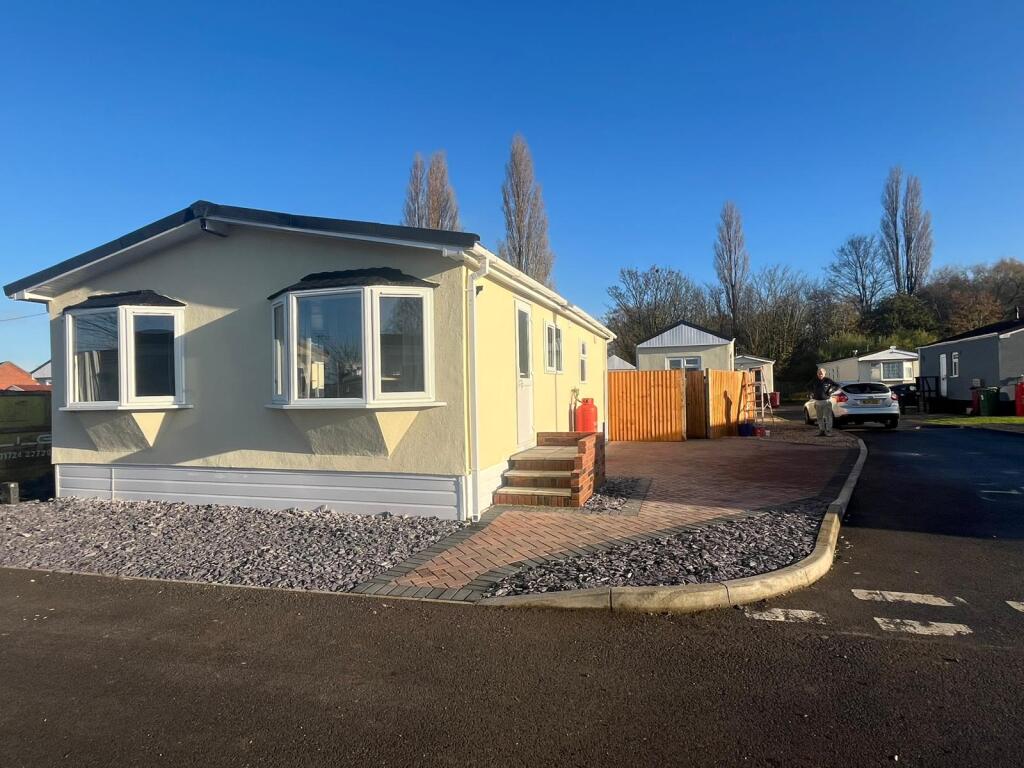 Main image of property: Main Avenue, Charnwood Park Estate, Scunthorpe