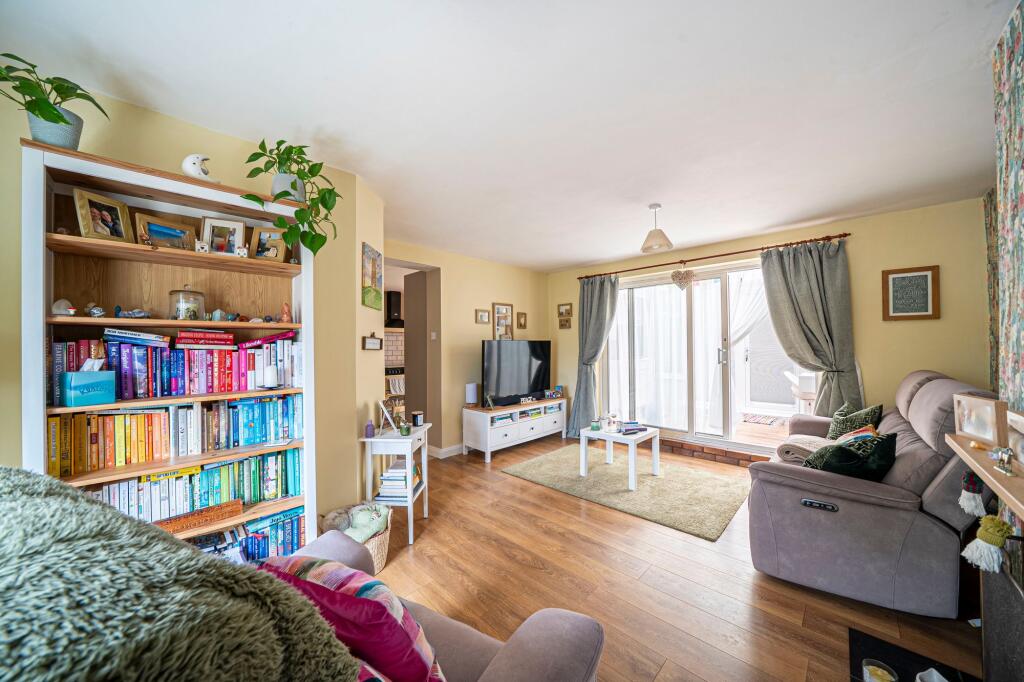 House in Salisbury - View 4