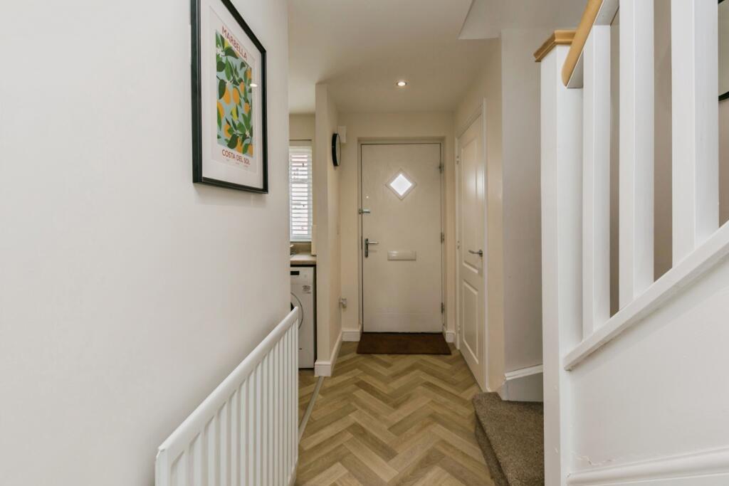 House in Northwich, Hartford - View 5