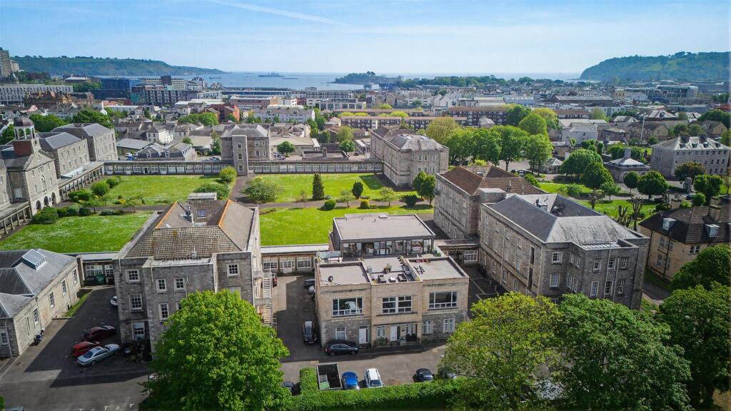 Main image of property: 9 Craigie Drive, Plymouth