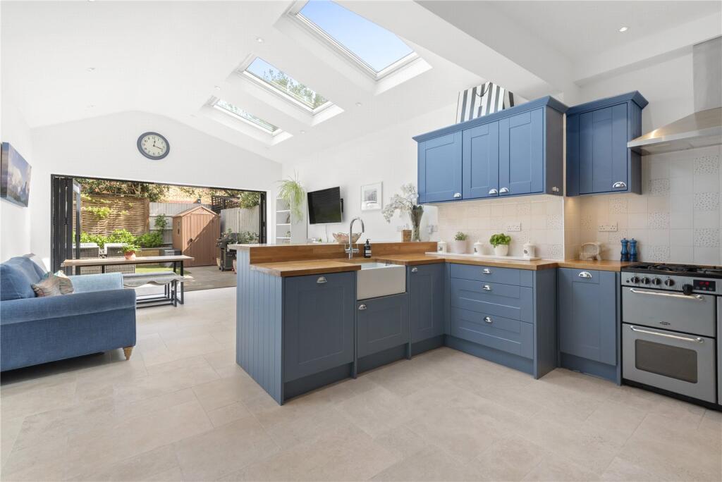 Main image of property: Eswyn Road, SW17