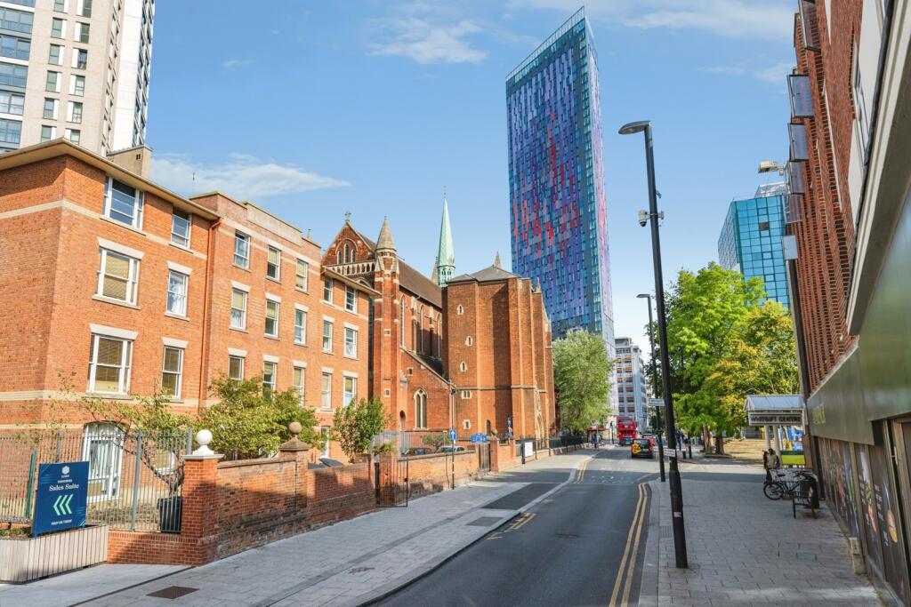 Apartment in London, Broad Green - View 3