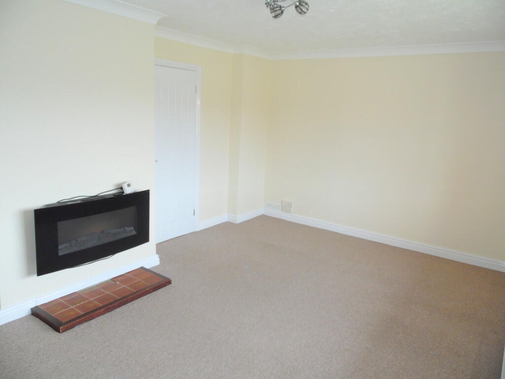 Falklands Road, Sutton Bridge photo 4