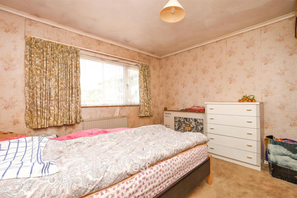 House in Reigate and Banstead, Surrey - More