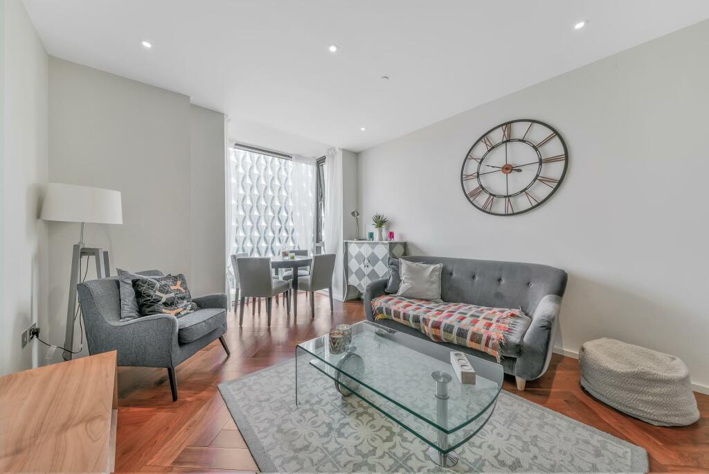 1-bed flat on Ambassador Building, Embassy Gardens, Nine Elms, SW11, £735,000