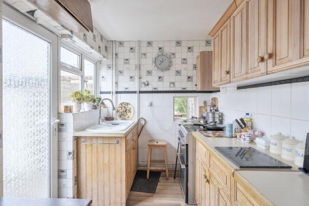 Waterloo Road, Shepton Mallet, BA4 photo 3