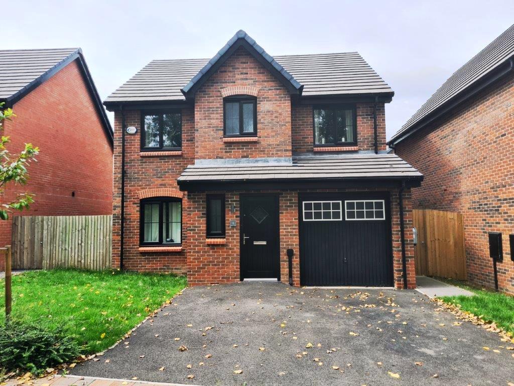 4-bed detached on Ginger Way, Droylsden, £399,950