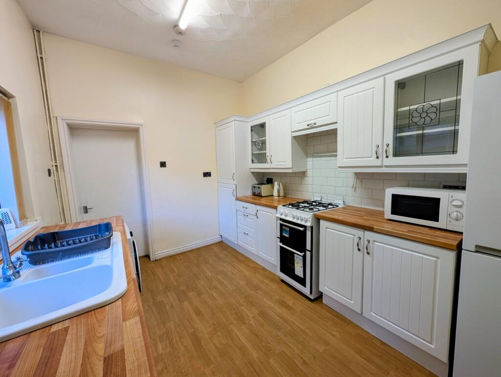 House in Stoke-on-Trent - View 5