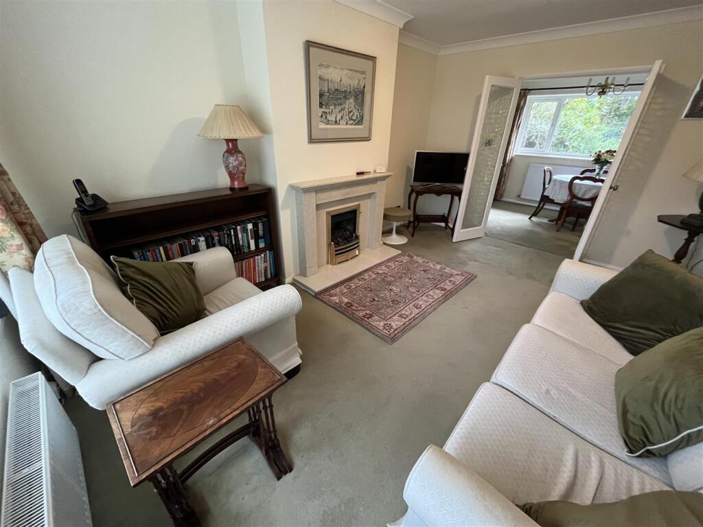 Birkdale Avenue, Colwyn Bay photo 2