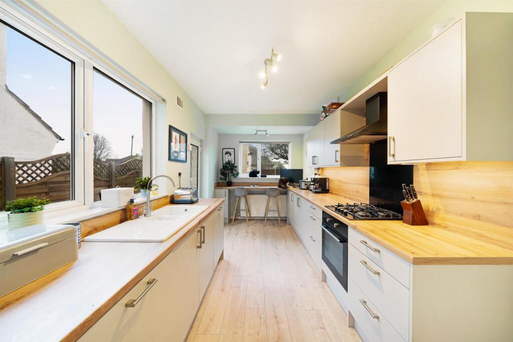 Totterdown Road, Weston-super-Mare photo 3