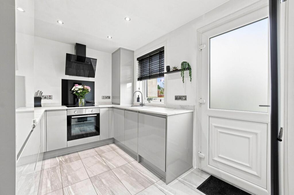House in Kilmarnock - View 3