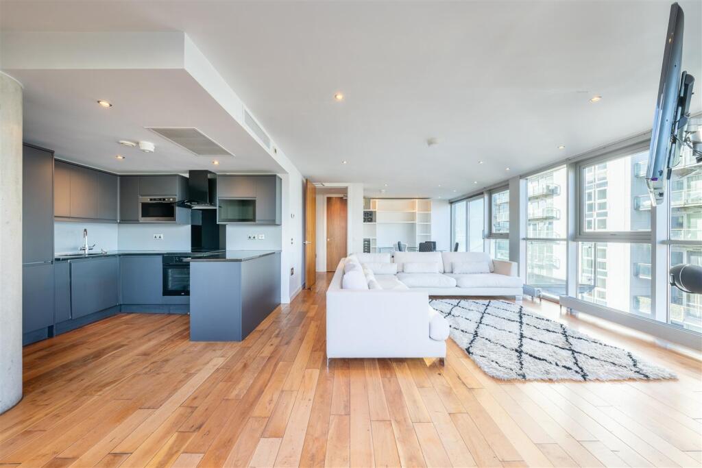 Main image of property: The Edge, Salford, M3