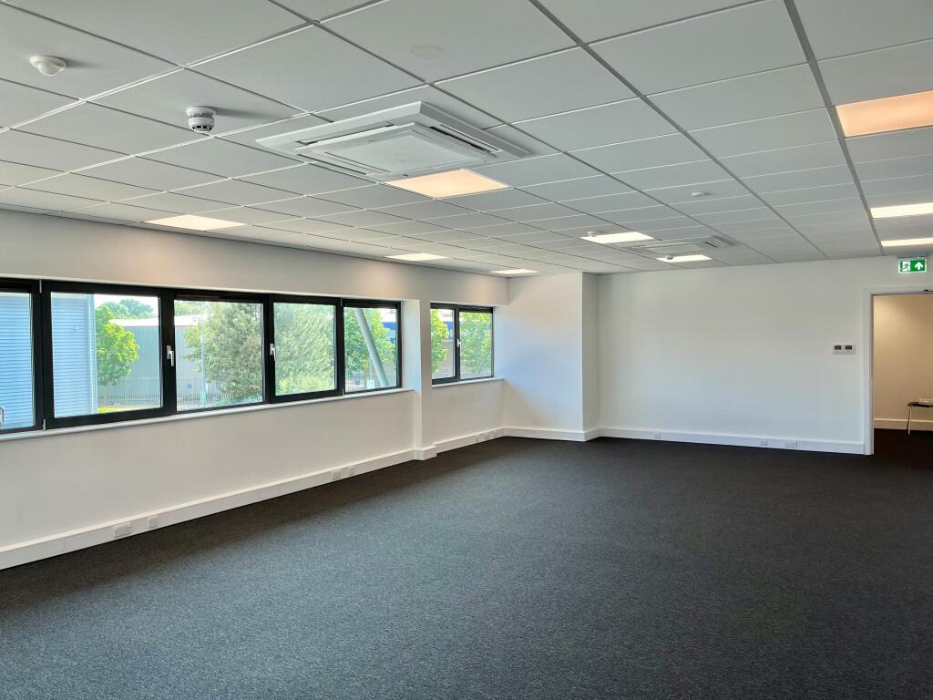7 Zodiac Office 2.jpg