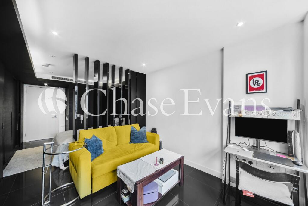 Main image of property: East Tower, 3 Pan Peninsula Square, Canary Wharf, London, E14
