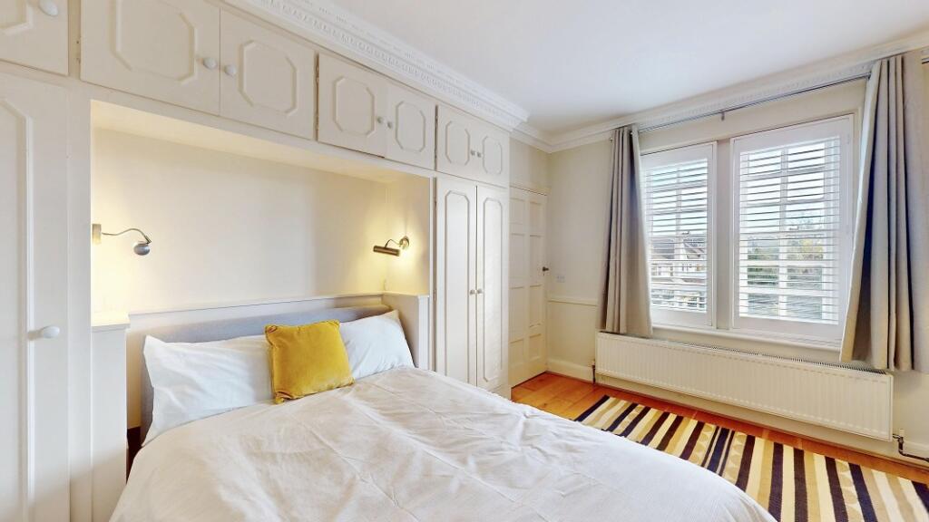 Apartment in London - More