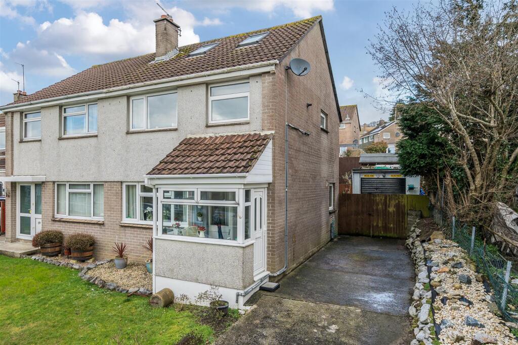 Main image of property: Woodburn Close, Ivybridge