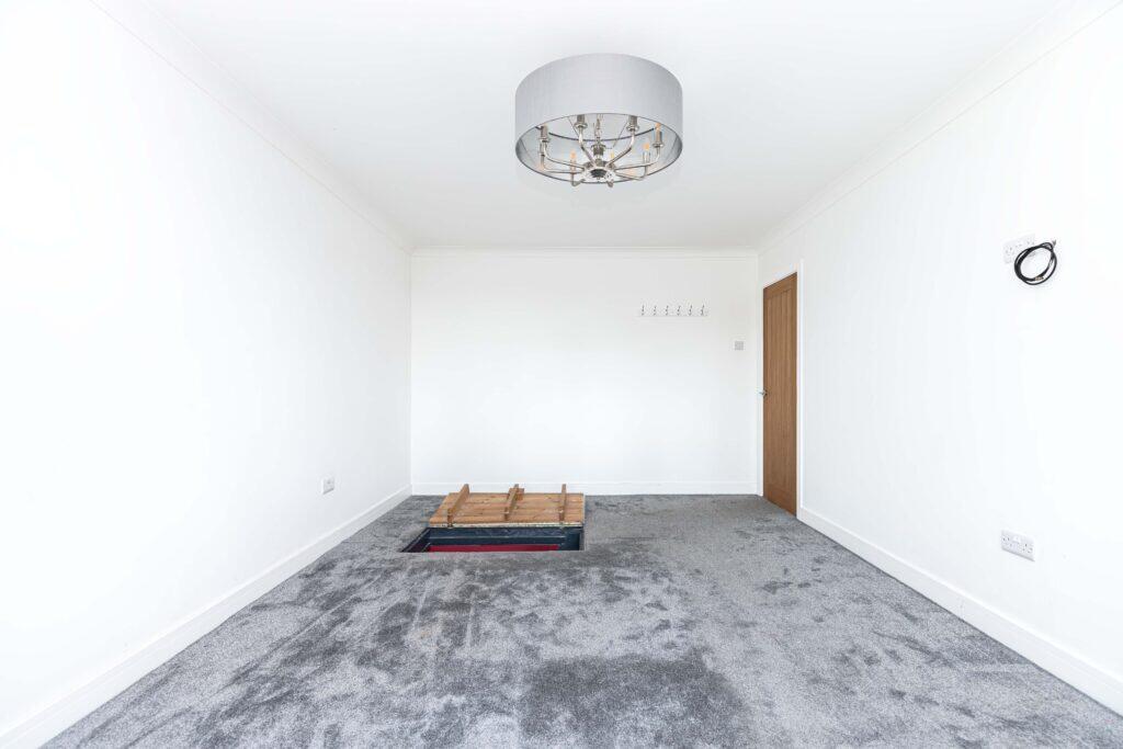 Additional image 5 of Magnolia House, Redhill Drive, Bournemouth, BH10 6AD