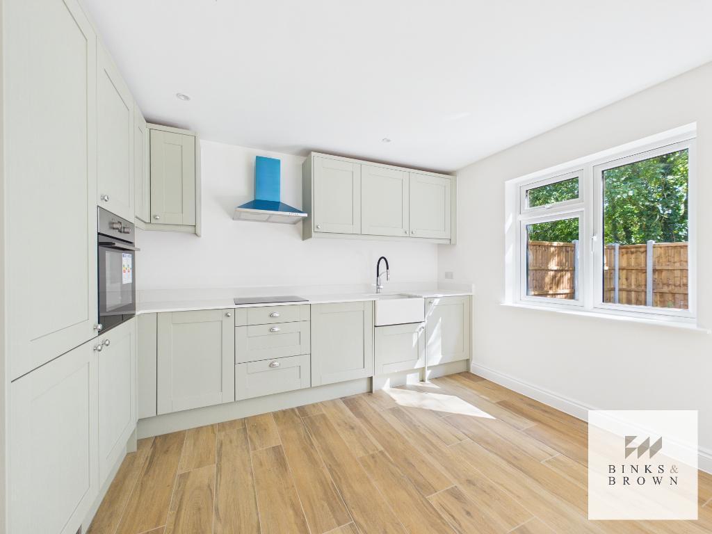 House in Southend-on-Sea - View 4