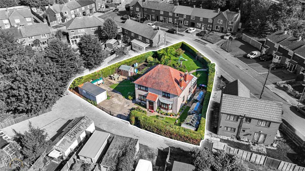 Main image of property: The Woodlands, Nuneaton, Warwickshire, CV10